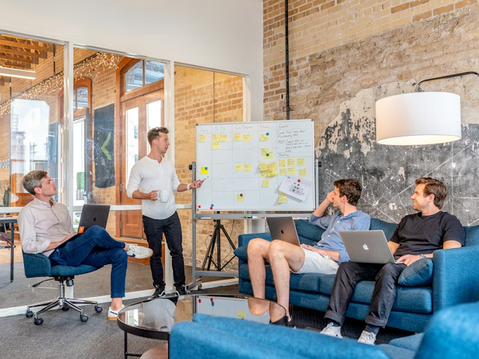 The Growing Importance of International Business Identity in Digital Profiles